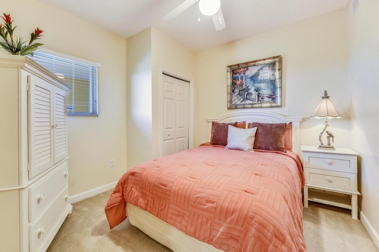 Holiday home Sterling Reef #1403 By Book That